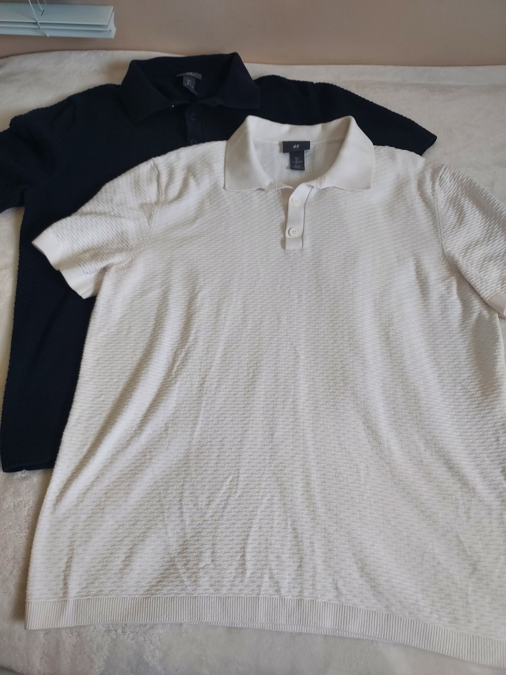H&M Men's Large Classic Polo's White and Navy Blue Textured Knit Casual Business